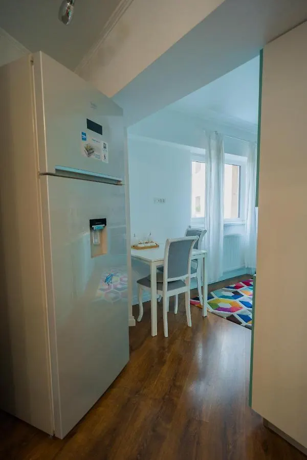 Cozy & Spacious 2Br Apartment With Netflix Bucharest
