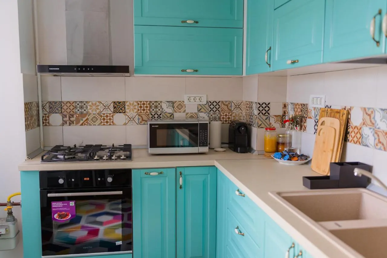 Cozy & Spacious 2Br Apartment With Netflix Bucharest