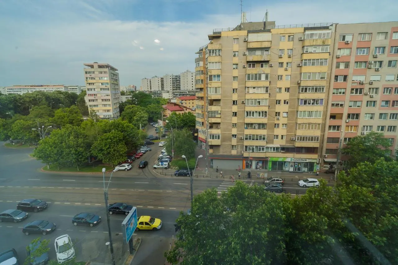 Cozy & Spacious 2Br Apartment With Netflix Bucharest 0*,