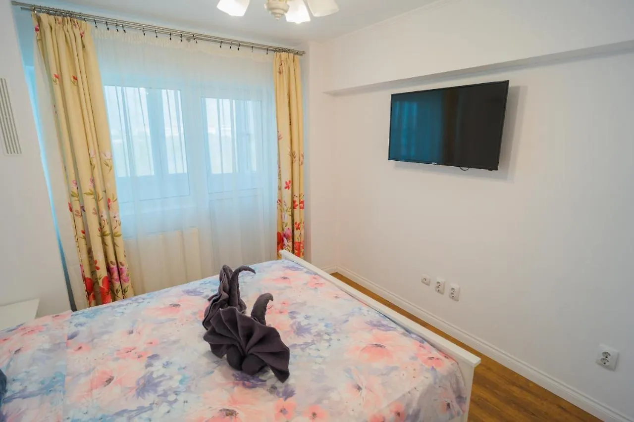 Cozy & Spacious 2Br Apartment With Netflix Bucharest 0*,