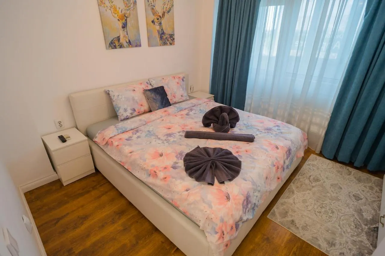 Cozy & Spacious 2Br Apartment With Netflix Bucharest